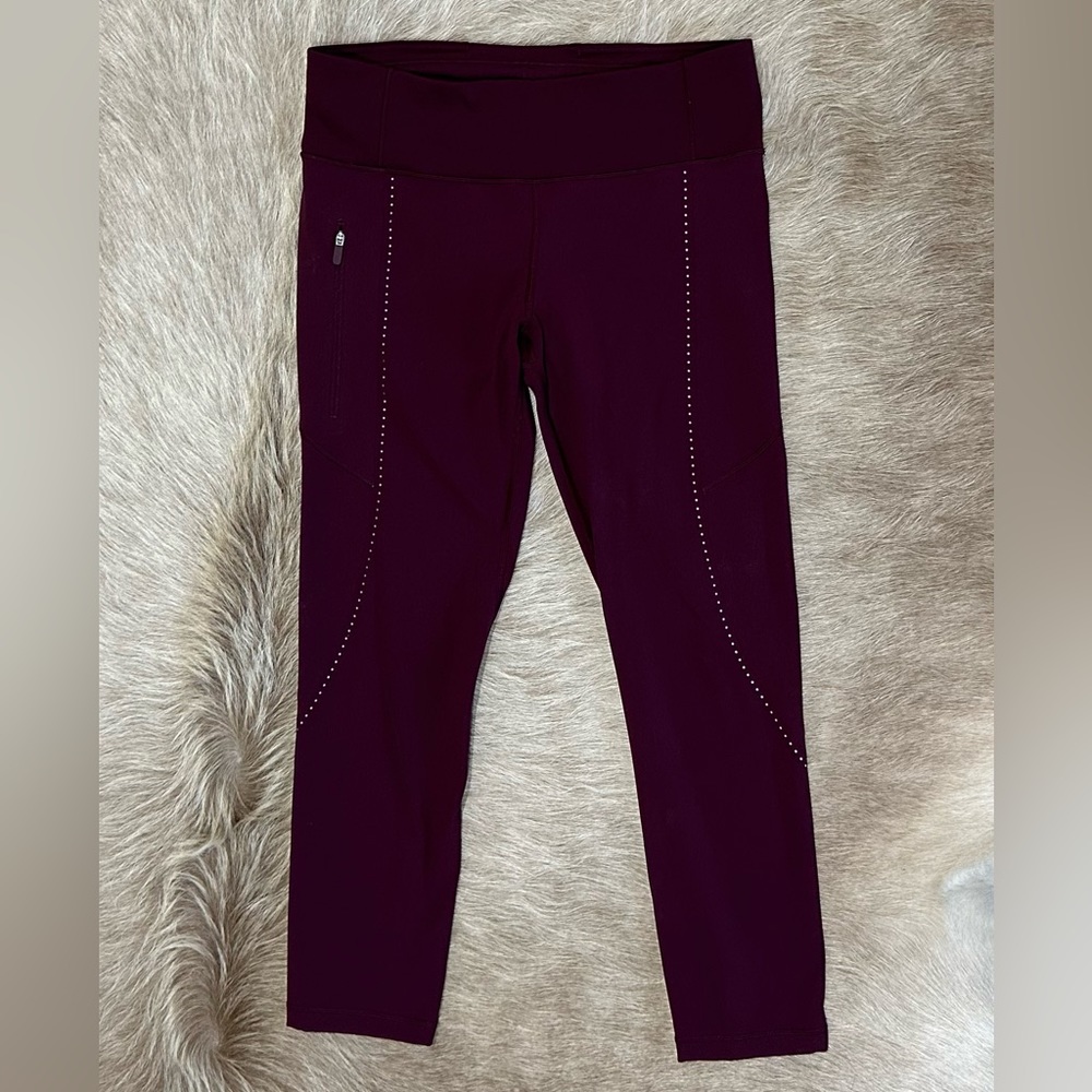 Lululemon Extra Mile Crop Leggings